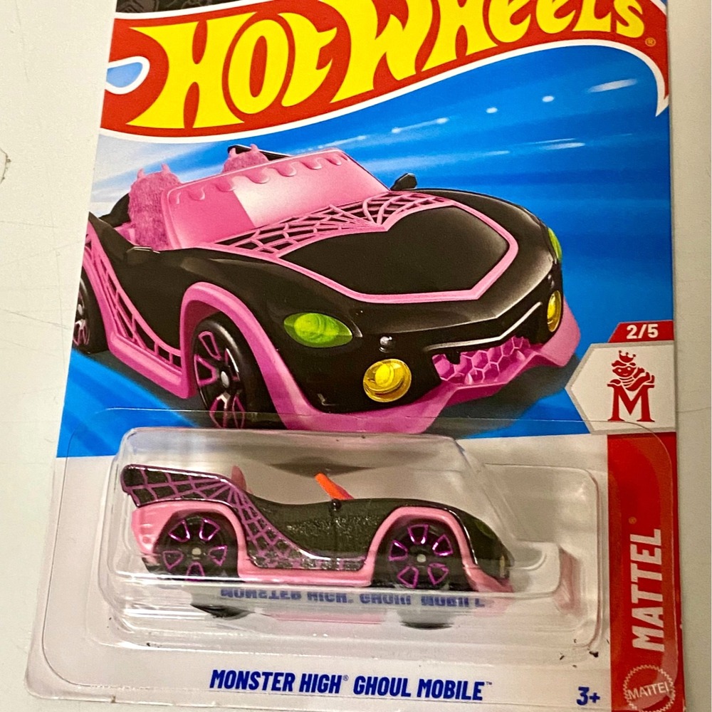 Hot Wheels Monster High Ghoul Mobile Mattel 2/5 HW Die-cast 1/64 NIP 2026